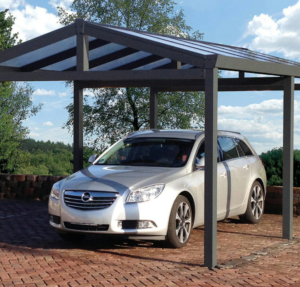 Carport met polycarbonaat