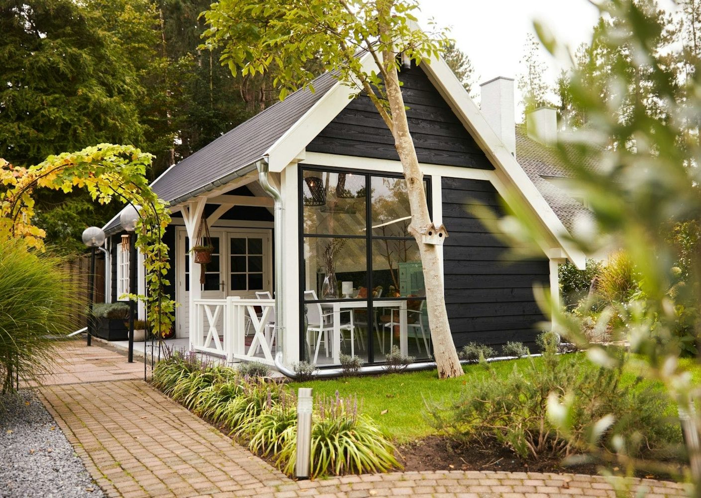 Buitenverblijf aankleding tuin decoratie douglas