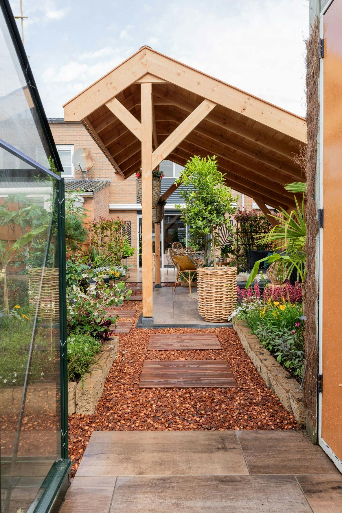 Project Wijngaarden kapschuur Comfort inspiratie tuin NuBuiten Kees Smit tuinmeubelen ringbalk