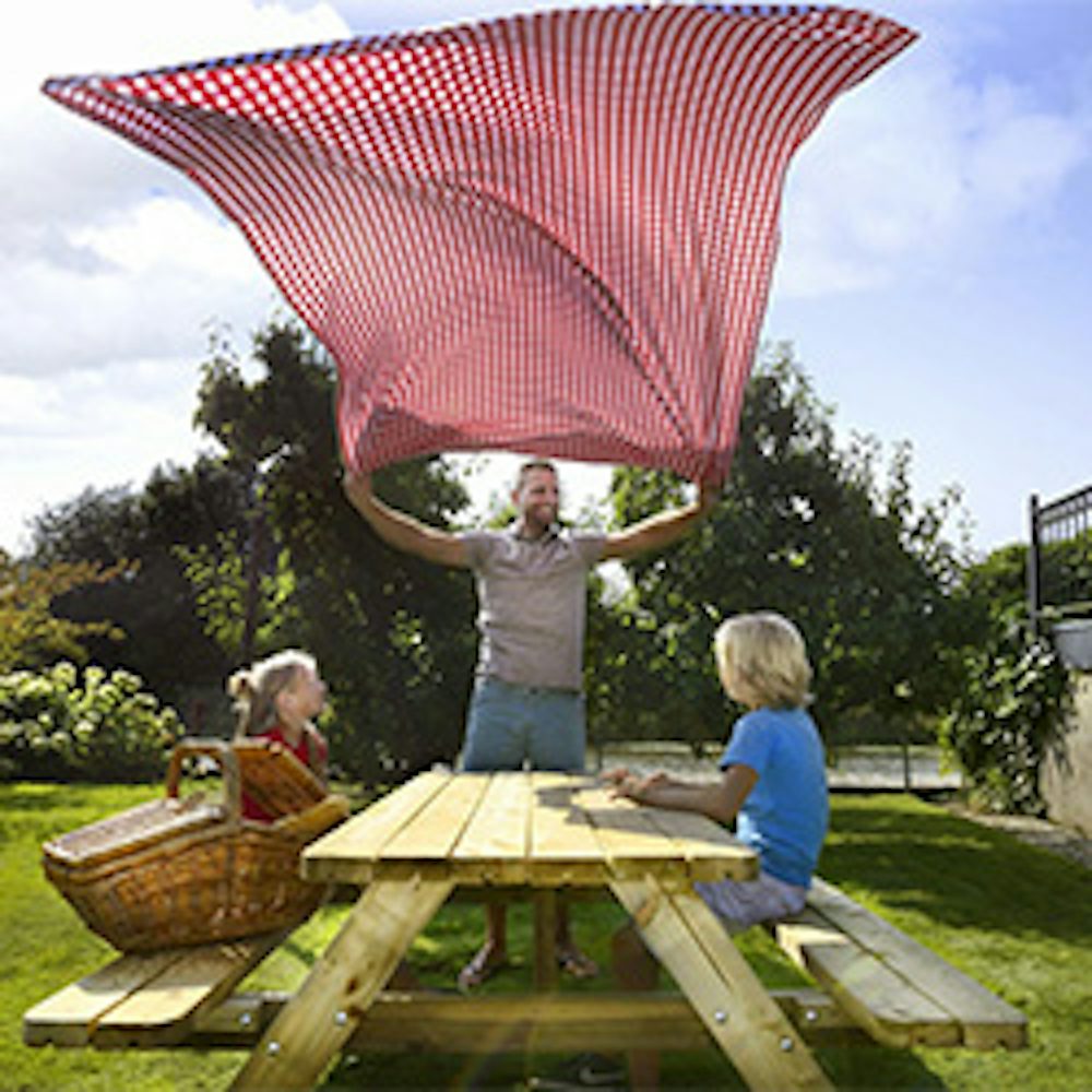 buiten genieten nubuiten houten douglas vuren eiken picknicktafels hardinxveld Giessendam