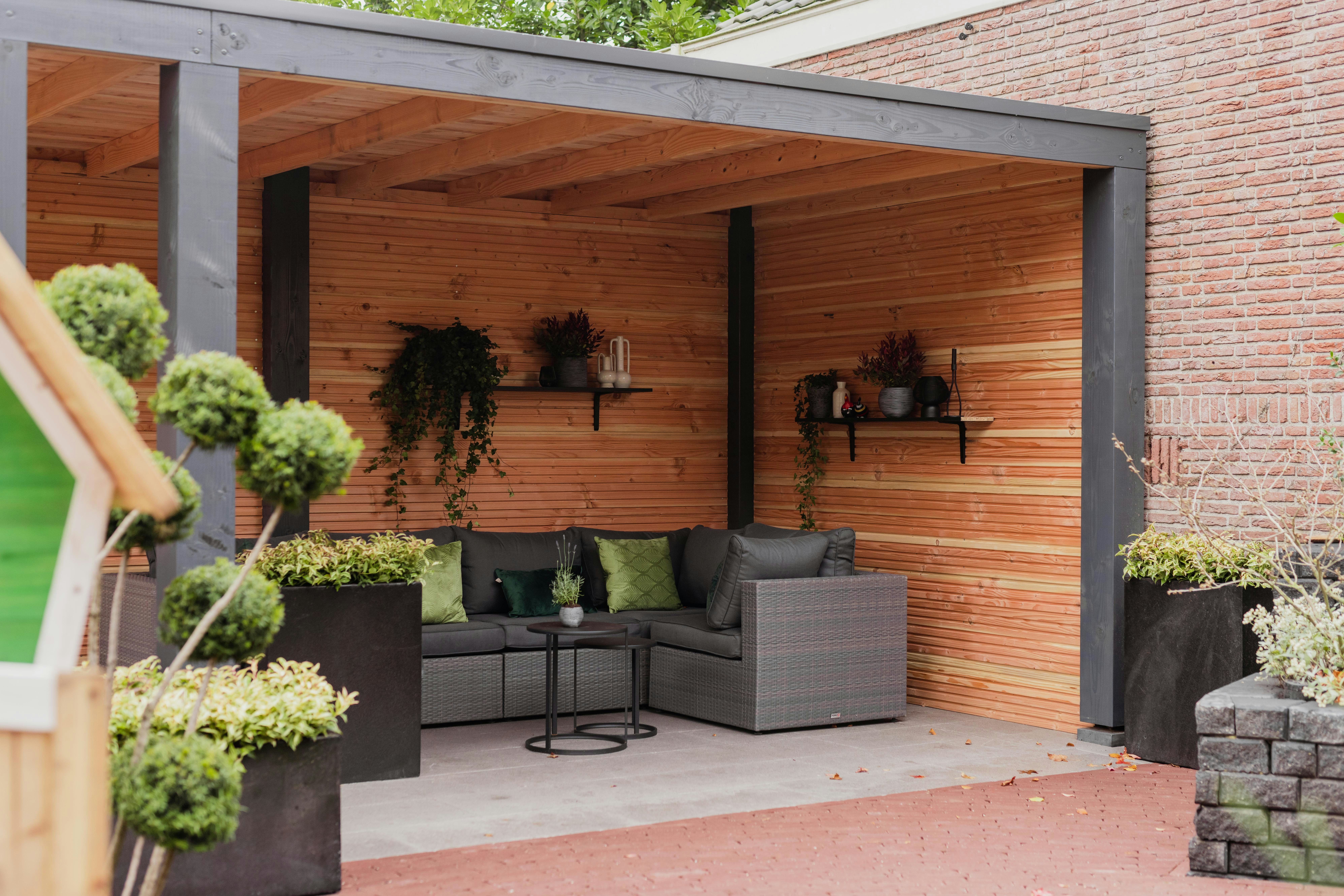 westwood overkapping modern in grote tuinverbouwing project