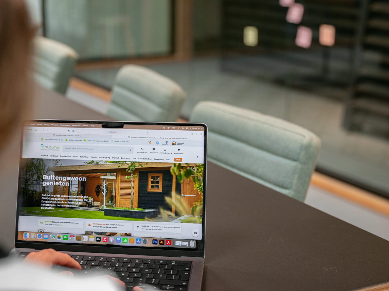 Vacature junior marketeer grafisch designer NuBuiten