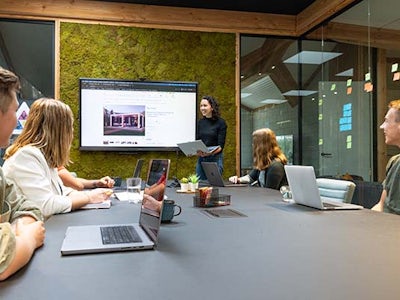 Marketing team nubuiten 600 x 400 Webshop manager vacature
